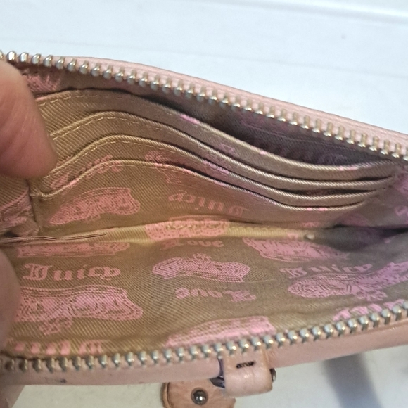 Vintage Juicy Couture wristlet wallet - dusty pebbled pink - Picture 3 of 4